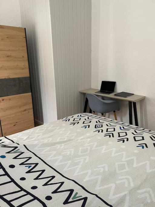 Bourbonne Les Bains, Appartement T2 Pour 2 Bourbonne-les-Bains Exterior foto